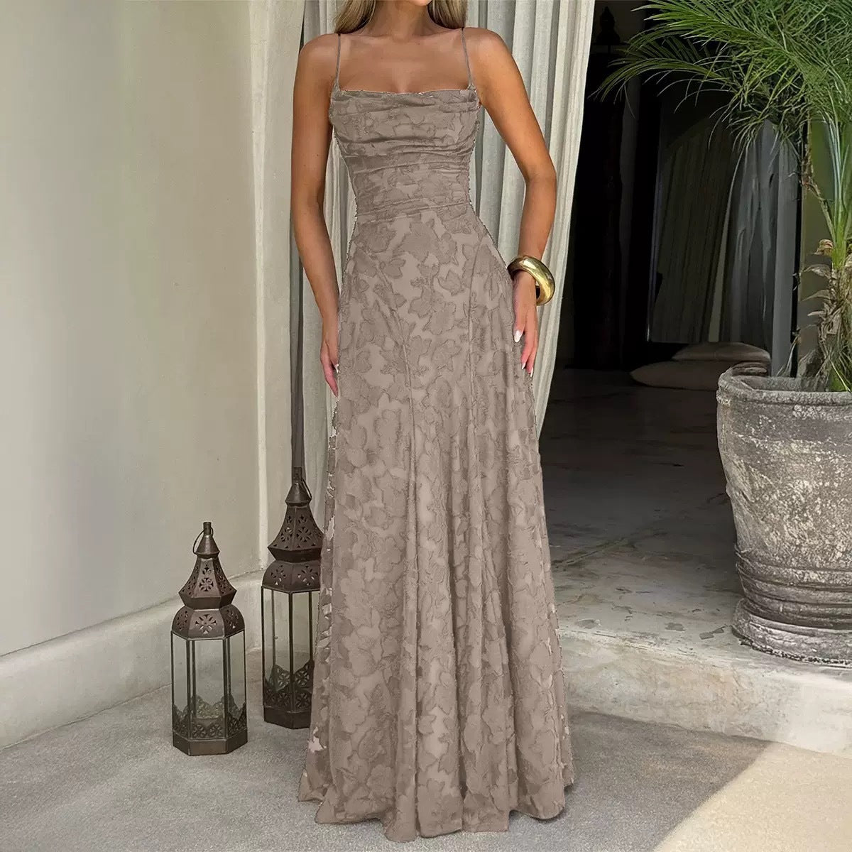 Elegant Lace Evening Gown – Spaghetti Strap Maxi Dress