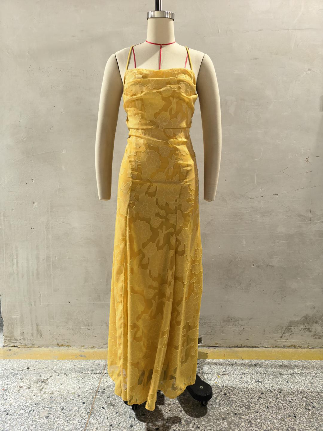 Elegant Lace Evening Gown – Spaghetti Strap Maxi Dress