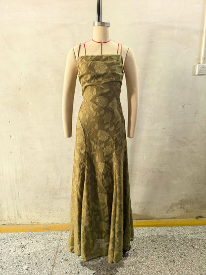 Elegant Lace Evening Gown – Spaghetti Strap Maxi Dress