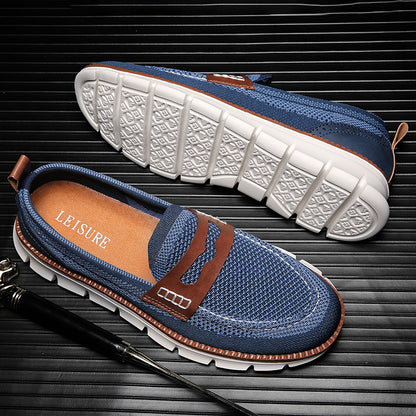 Men's athletic shoes